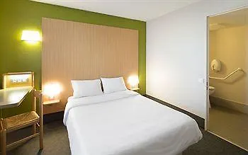 B&B HOTEL Saint-Etienne La Terrasse 2*, Saint-Priest-en-Jarez